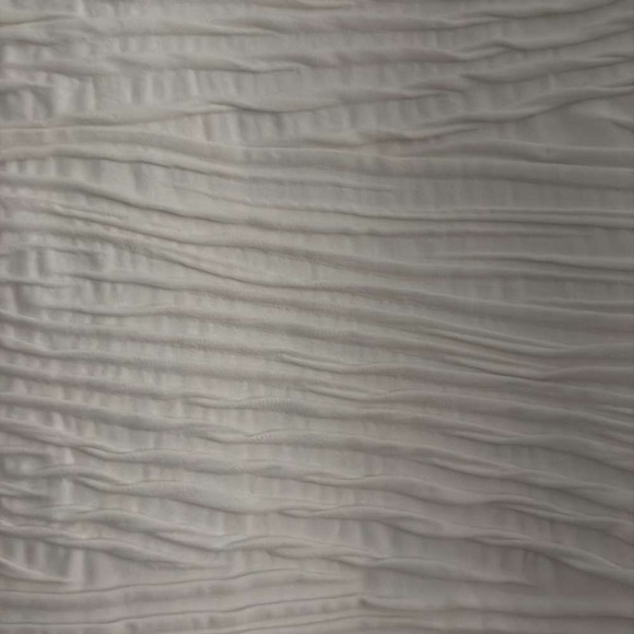 Elegant White Dress - Picture 2 of 2